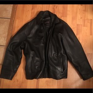 Wilson’s men’s XL heavy lined leather coat